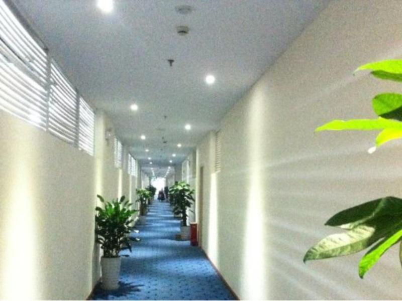7 Days Inn Chengdu East Railway Station West Squar Εξωτερικό φωτογραφία